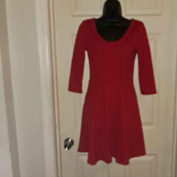 Ultra Flirt small red dress size small - Picture 2 of 9